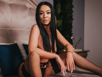 KymSkyler  live sex cam