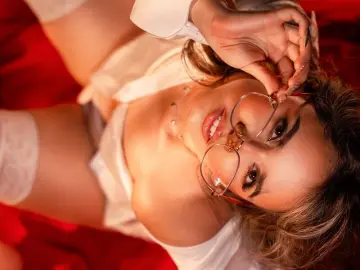 AmelieDiangelo  live sex cam