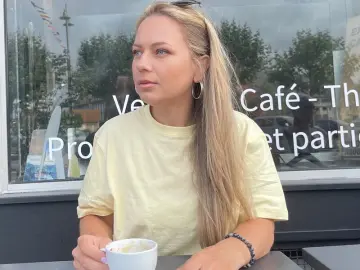 AnyaLior  live sex cam