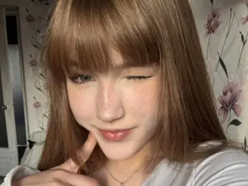 AlberthaBack  live sex cam