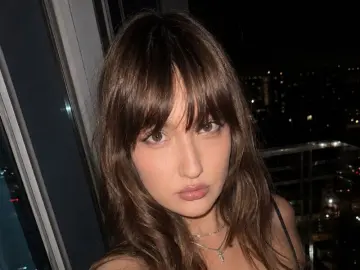 AlizaShaner  live sex cam