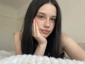 GaynellVitali  live sex cam