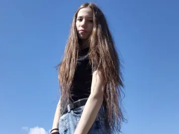 EleaseArhelger  live sex cam