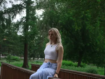 MelisaMokriski  live sex cam