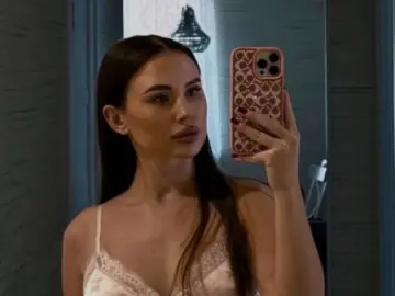 AlisShrine  live sex cam