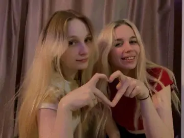 WandaAndDaysi  live sex cam