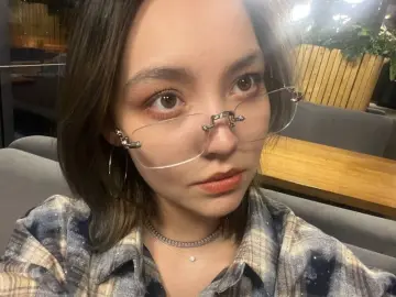 BellaWaves  live sex cam