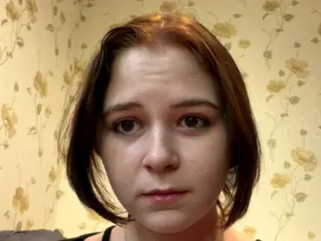 MaireKirker  live sex cam