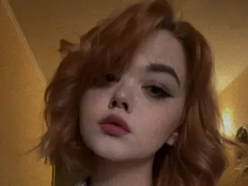 MelanyBandulin  live sex cam