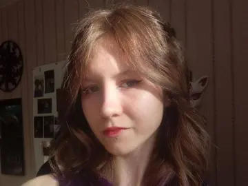 FlorineWalper  live sex cam