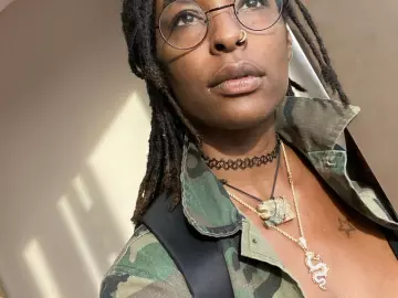 AngelaSolo  live sex cam