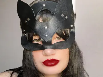 BBWHouseMaid  live sex cam