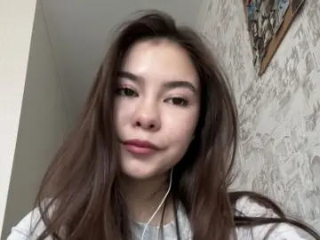 ElleStarling  live sex cam