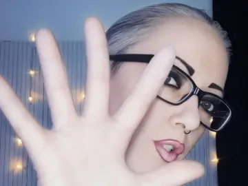 LeslieEden  live sex cam