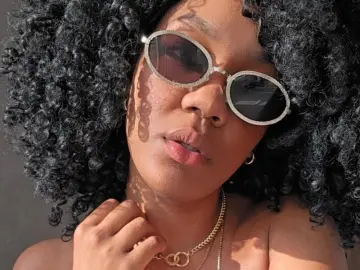 NaomiDeb  live sex cam