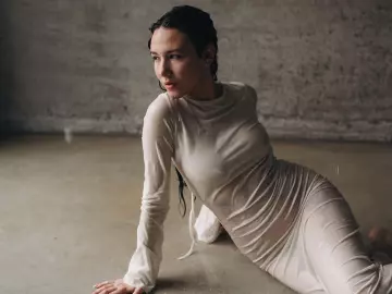 NikkiWalker  live sex cam