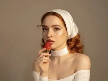 VictoriaMill  live sex cam