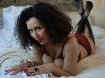 BettiAdamson  live sex cam