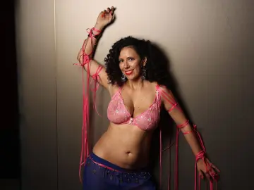 BettiAdamson  live sex cam