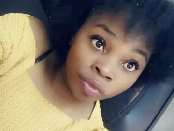 LilyGeorge  live sex cam