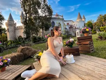 AdrianaAkerman  live sex cam