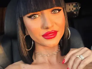 MysticElly  live sex cam