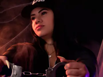 CharloteLort  live sex cam