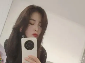 RaeannReimmer  live sex cam