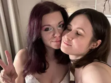CarmelAndKirby  live sex cam