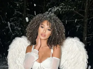 CelineCherie  live sex cam