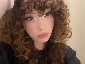YangConnie  live sex cam