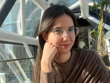 CarlynPennella  live sex cam