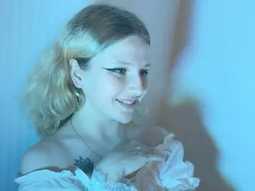 CelesteForman  live sex cam