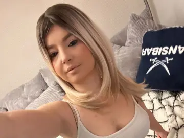 SarahAnnHome  live sex cam