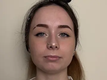 AftonHickey  live sex cam