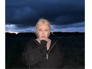 LitaBloom  live sex cam