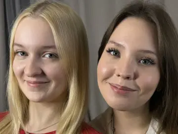 LannieAndMadalin  live sex cam