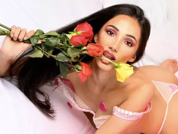 SarahThomsoon  live sex cam