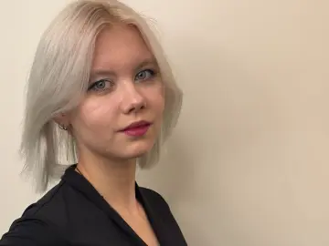 LindsayMcirvin  live sex cam