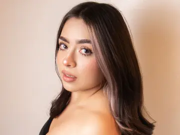 MyaFontaine  live sex cam