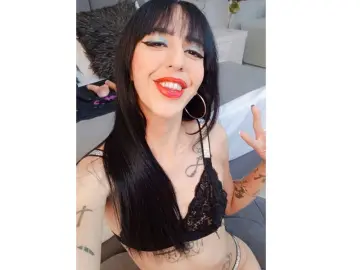 KylieMiller  live sex cam