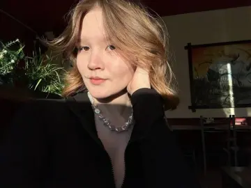 AliseBlade  live sex cam