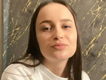 LibbieMoyer  live sex cam