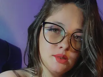 LyzAdams  live sex cam