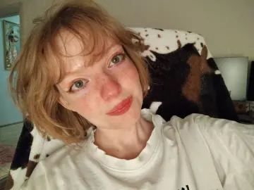EmyMay  live sex cam