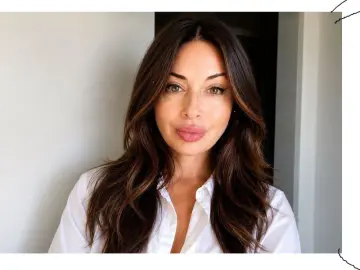 MiaDreis  live sex cam