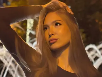 DelphiaGasco  live sex cam