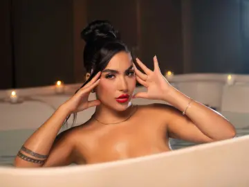 GaiaCruz  live sex cam