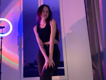 LilouVesper  live sex cam