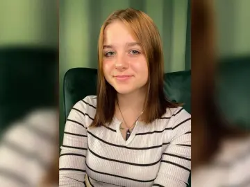 AprilBeel  live sex cam